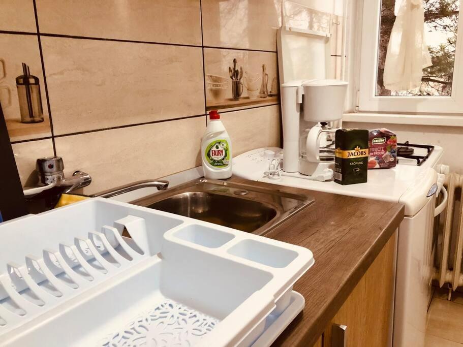 Apt Near Spitalul Judetean, Need Lr14