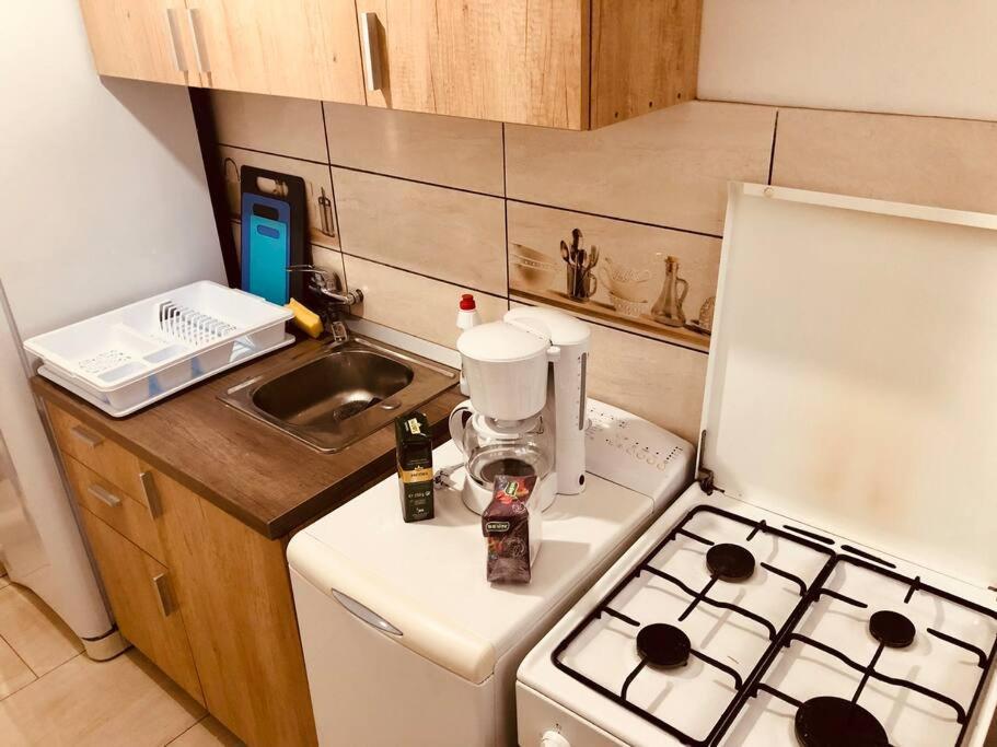Apt Near Spitalul Judetean, Need Lr14 Apartment *